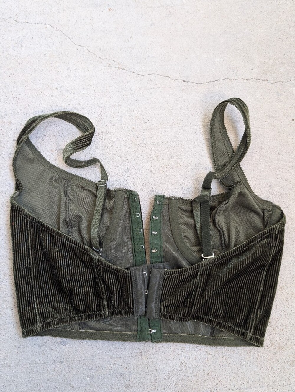 Urban Outfitter out from under Olive Velvet Corset Crop Top - Picture 7 of 8